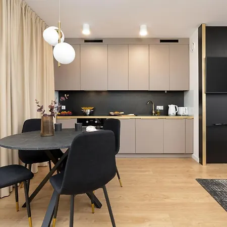 Gryf Apartman Rewal